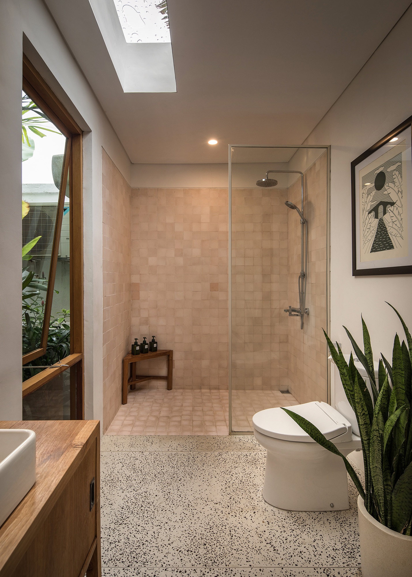 Design Assembly - Two Palms Studio - Bali Architect - Interior Design - Bali Villa - Bathroom