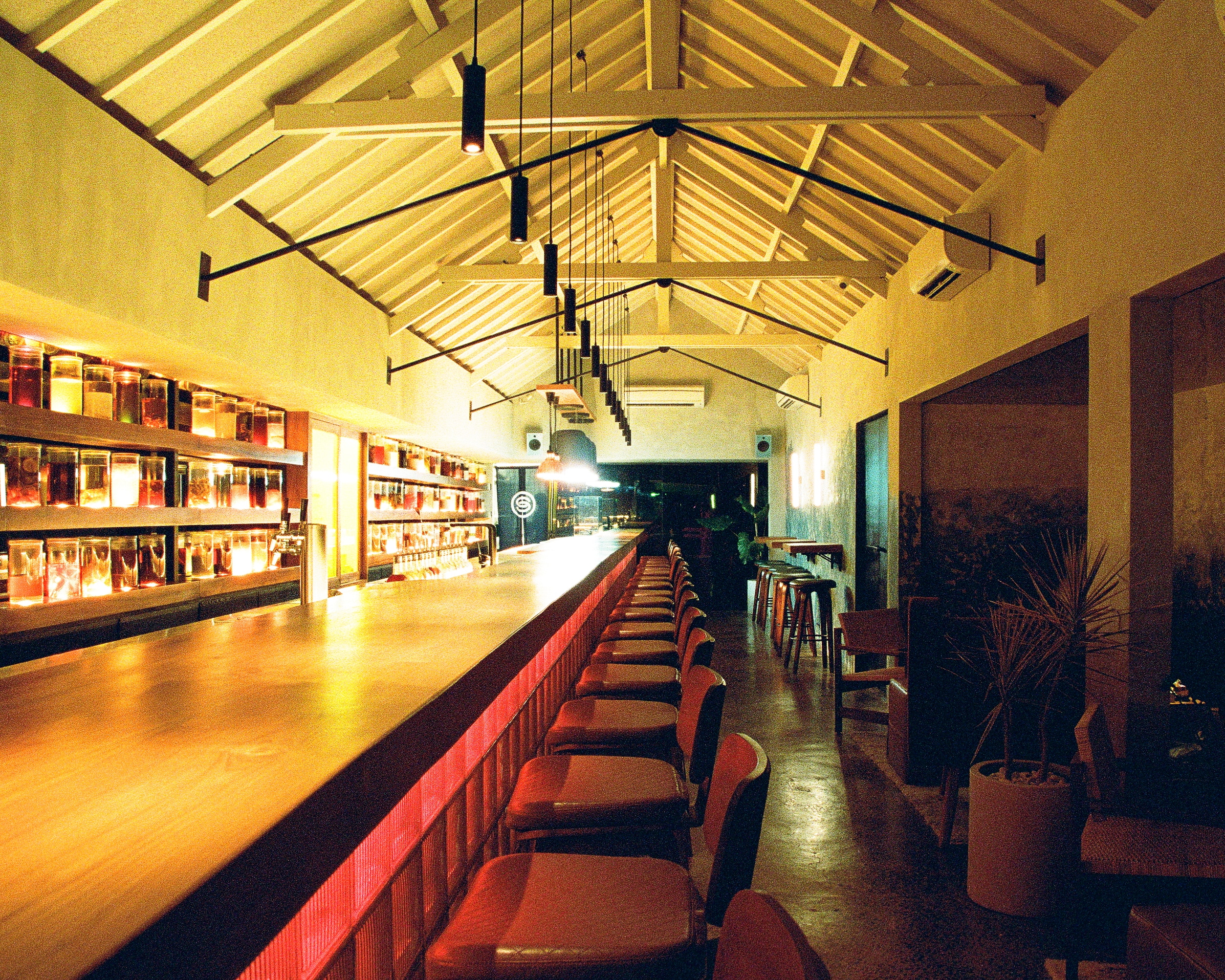 Design Assembly - Club Soda - Bar in Bali - Interior Design - Bar Interior - Bali Architect - Lounge Area